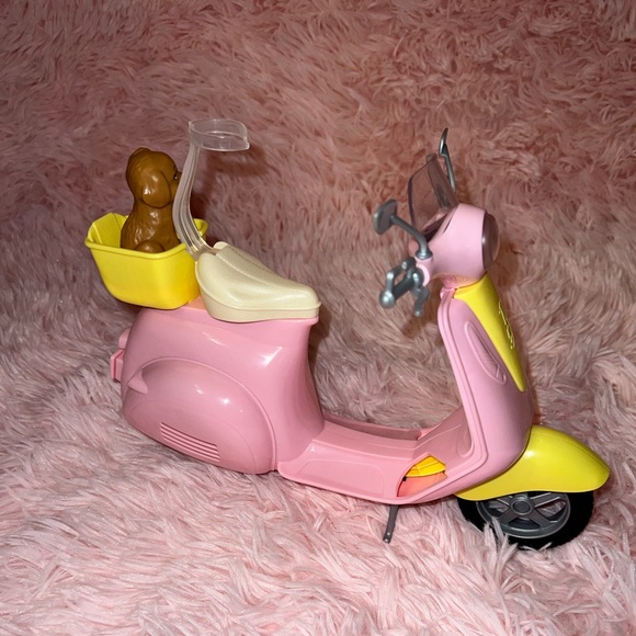 Barbie Scooter with Puppy & Helmet - Like New! - Picture 7 of 9